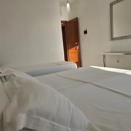Apartment 1bed Beachfront With Seaview Balcony - 5mintobeach