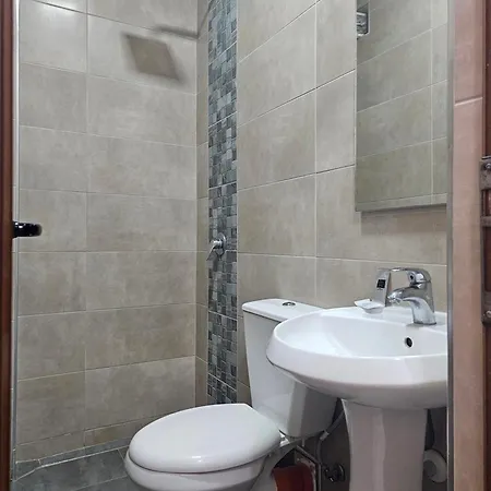 1bed Beachfront With Seaview Balcony - 5mintobeach *