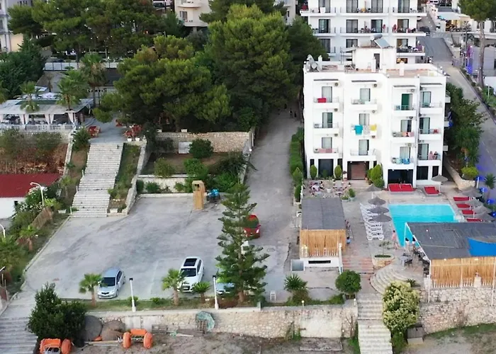 Appartamento 1bed Beachfront With Seaview Balcony - 5mintobeach Sarandë