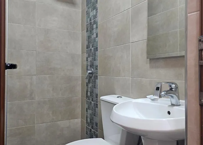 1bed Beachfront With Seaview Balcony - 5mintobeach *